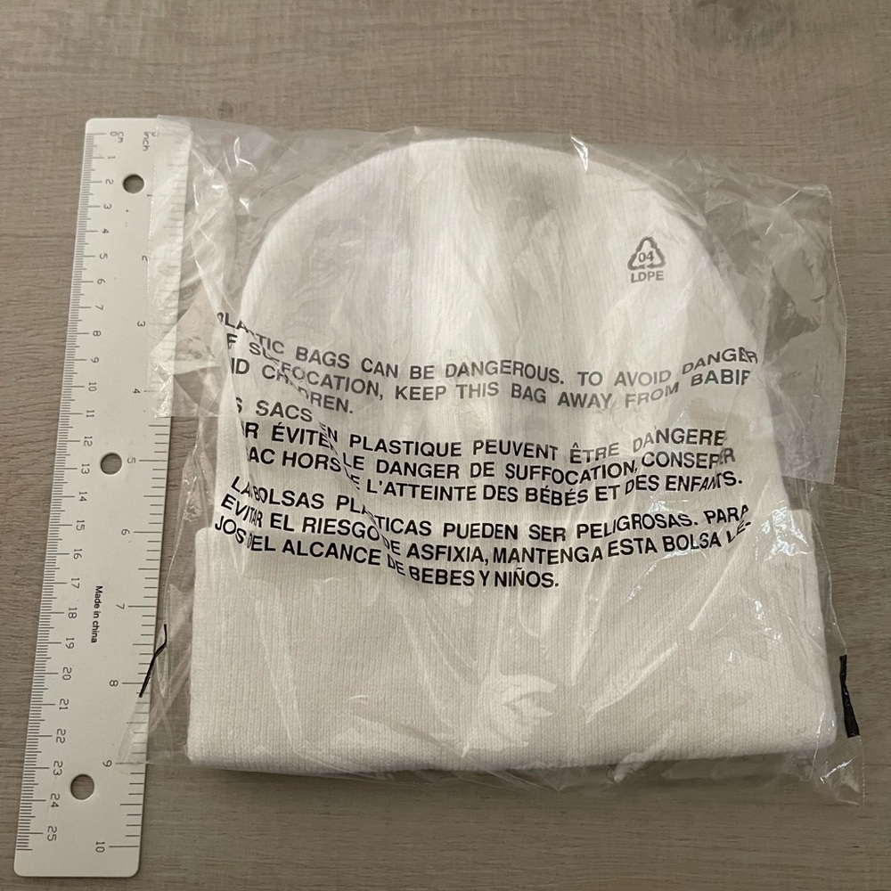 Authentic, Sold Out. Supreme Shrek White Beanie unopened bag w/Tag - Picture 5 of 6